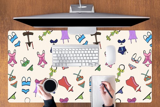 Muismat XXL 120x60 cm - Bureau onderlegger - Bureau mat Lingerie - Ondergoed - Patroon - Bureaumat - Gaming mousepad xl - Bureaulegger groot - Computer deskmat