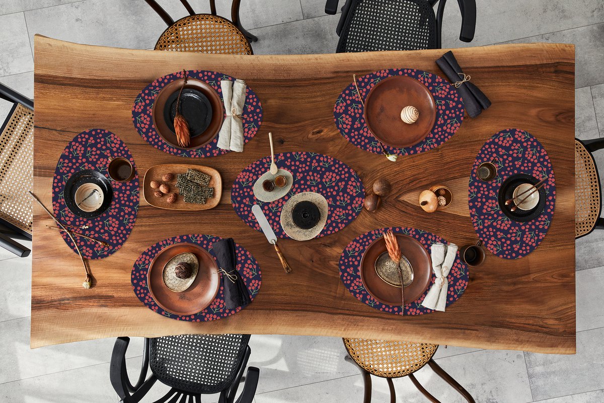 Placemats ovaal - Onderleggers - Ovale placemats - Patronen - Bessen - Rood - 8 stuks
