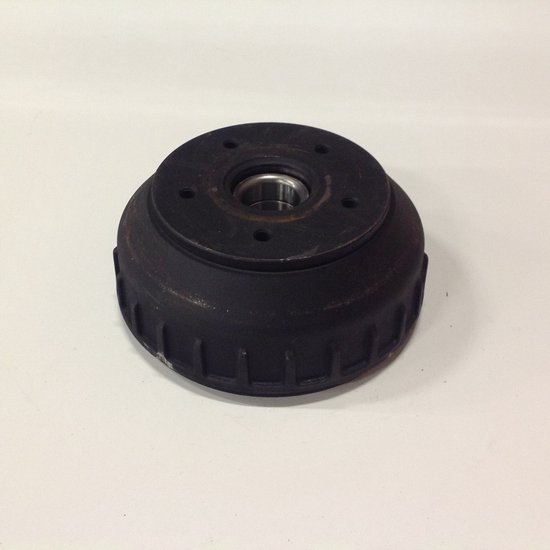 Knott | Remtrommel 5*112 naaflengte 85mm | 6A2267.050 / 26980C02 47151 Knott | Remtrommel 5*112 naaflengte 85mm | 6A2267.050 / 26980C02 47151