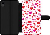 Bookcase Geschikt voor iPhone XR telefoonhoesje - Een illustratie met kleurrijke hartjes - Met vakjes - Wallet case met magneetsluiting