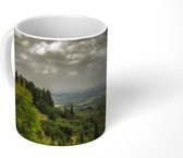 Mok - Wolken over de Toscaanse heuvels in de Italiaanse ommuurde stad San Gimignano - 350 ML - Beker - Uitdeelcadeautjes