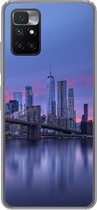 Geschikt voor Xiaomi Redmi 10 hoesje - New York - Water - Brug - Siliconen Telefoonhoesje