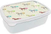 Broodtrommel Wit - Lunchbox - Brooddoos - Meiden - Paarden - Patronen - Girl - Kids - Kinderen - 18x12x6 cm - Volwassenen