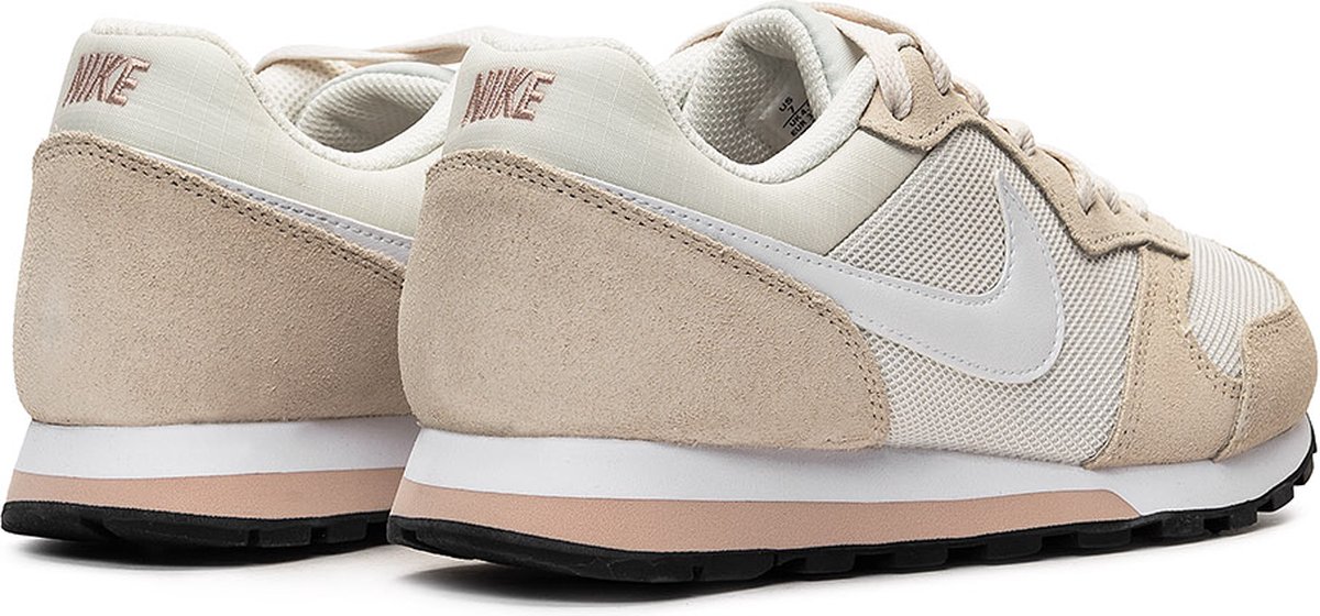 nike runner 2 beige