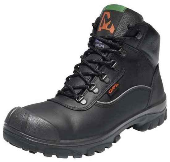 Zwarte hoge werkschoen met veters, oranje en groen logo op de tong, en Emma-logo.
