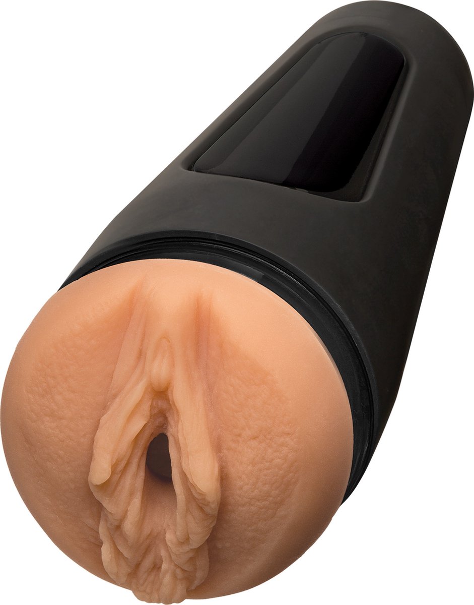 Main Squeeze BellaDonna Masturbator