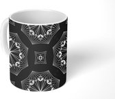 Mok - Koffiemok - Bloemen - Design - Zwart - Wit - Geometrie - Mokken - 350 ML - Beker - Koffiemokken - Theemok