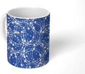 Mok - Koffiemok - Schaatsen - Sterren - Winter - Kerst - Patroon - Mokken - 350 ML - Beker - Koffiemokken - Theemok