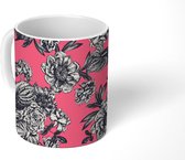 Mok - Koffiemok - Bloemen - Zwart Wit - Roze - Mokken - 350 ML - Beker - Koffiemokken - Theemok