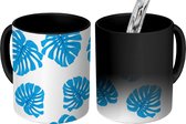 Magische Mok - Foto op Warmte Mokken - Koffiemok - Monstera - Blauw - Patronen - Magic Mok - Beker - 350 ML - Theemok