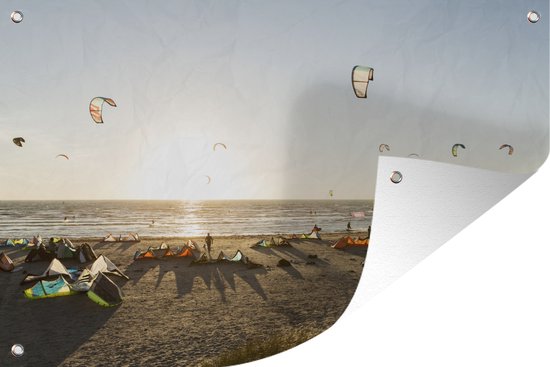 Tuinposter - Tuindoek - Tuinposters buiten - Kitesurfers op het strand - 120x80 cm - Tuin