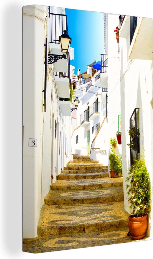 Canvas Schilderij Traditionele witte gevels straat in Málaga Spanje - 80x120 cm - Wanddecoratie