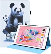 Animal Pattern Horizontal Flip Leather Case met Houder & Kaartsleuven & Fotolijst & Slaap / Wake-up Functie Voor iPad 9.7 2018/2017 (Fietsende Panda)