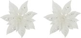 2x stuks decoratie bloemen kerststerren wit glitter op clip 15 cm - Decoratiebloemen/kerstboomversiering/kerstversiering