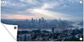 Tuinposter Overzicht over de Chinese miljoenenstad Chongqing - 60x30 cm - Tuindoek - Buitenposter