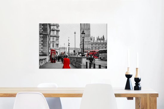 Photo Zwart et blanc d'une femme en robe rouge Toile 90x60 cm - Tirage photo sur toile (Décoration murale salon / chambre)