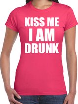 Fun t-shirt - kiss me I am drunk - roze - dames - Feest outfit / kleding / shirt S
