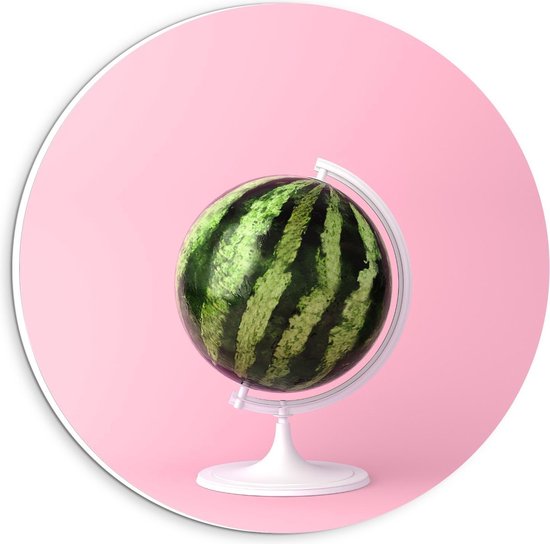 Forex Wandcirkel - Watermeloen op Wereldbolstandaard - 20x20cm Foto op Wandcirkel (met ophangsysteem)