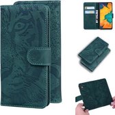 Voor Samsung Galaxy A20 / A30 Tiger Embossing Pattern Horizontale Flip lederen tas met houder & kaartsleuven & portemonnee (groen)