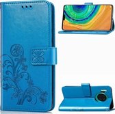 Voor Huawei Mate 30 vierbladige gesp reliëf gesp mobiele telefoon bescherming lederen tas met lanyard & kaartsleuf & portemonnee & beugel functie (blauw)