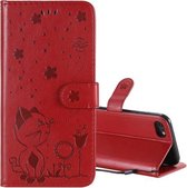 Voor iPhone 7/8 / SE 2020 Cat Bee Embossing Pattern Schokbestendig Horizontaal Flip Leren Case met Houder & Kaartsleuven & Portemonnee (Rood)