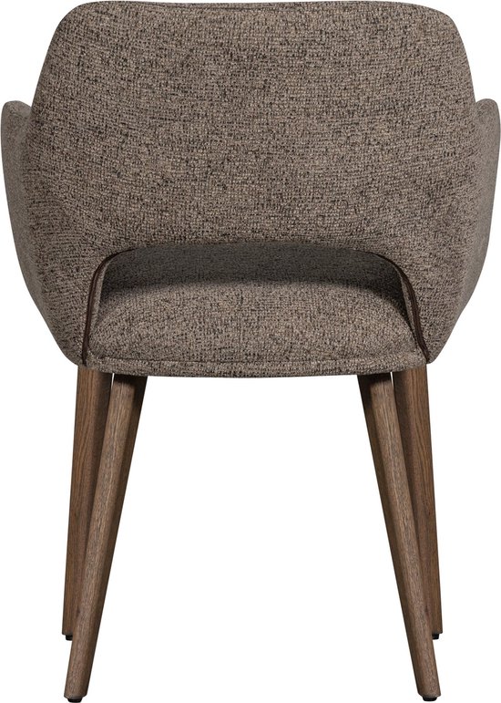 Achterkant van een taupe stoffen eetkamerstoel met open rugleuning en houten poten.