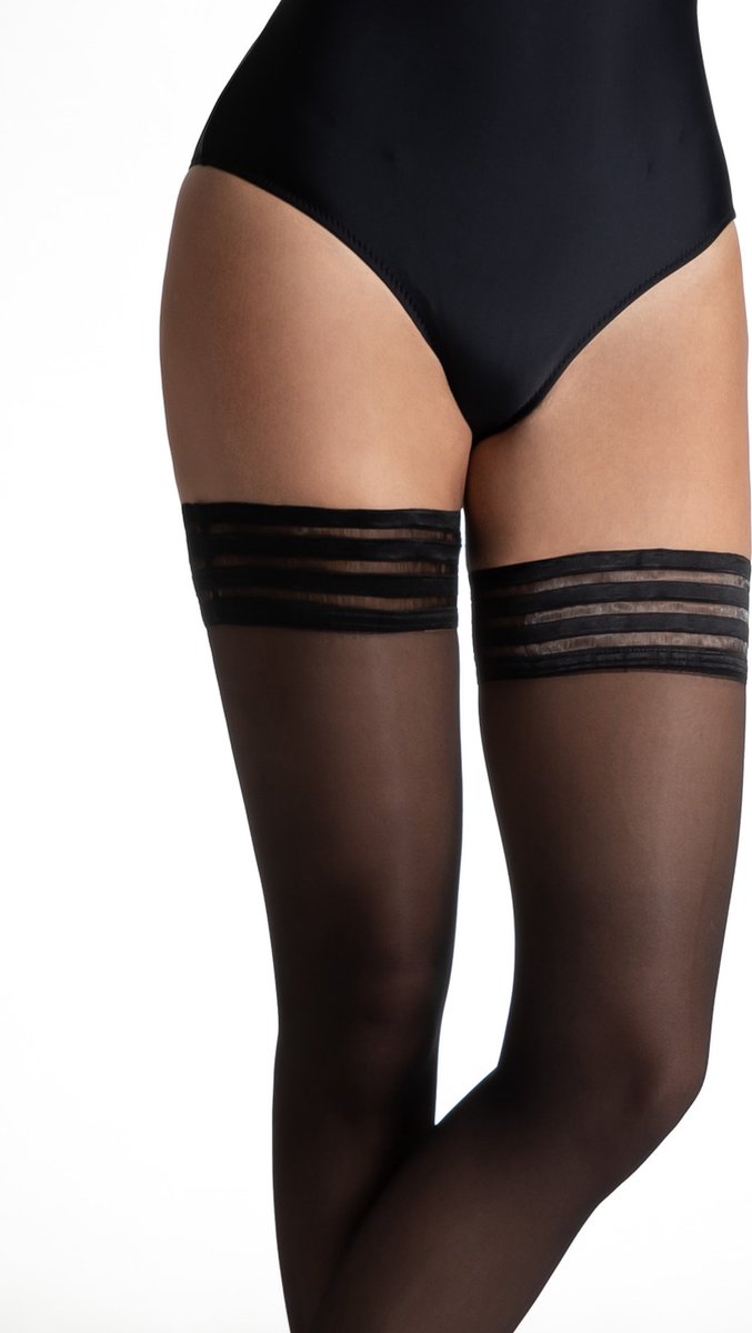 Hold up Kousen - 15 Denier - Zwart - Maat: L/XL - Model: Cute - Merk - Amour