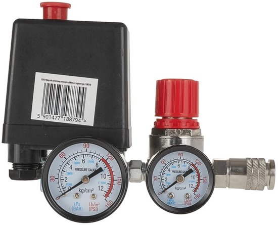 Zwarte drukschakelaar met rode knop en twee drukmeter met witte wijzerplaten en metalen koppelingen.