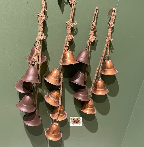 Cloche de Noël en métal doré lavé à la chaux