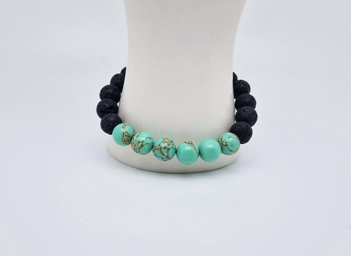 Handgemaakte "Armband Vulkanische" natuurstenen armband “Lava Donker -Wit howliet gesponnen goud ” - 10 mm diameter van de korrel- Diameter armband 20 cm - Een mooi cadeau voor familie en vrienden