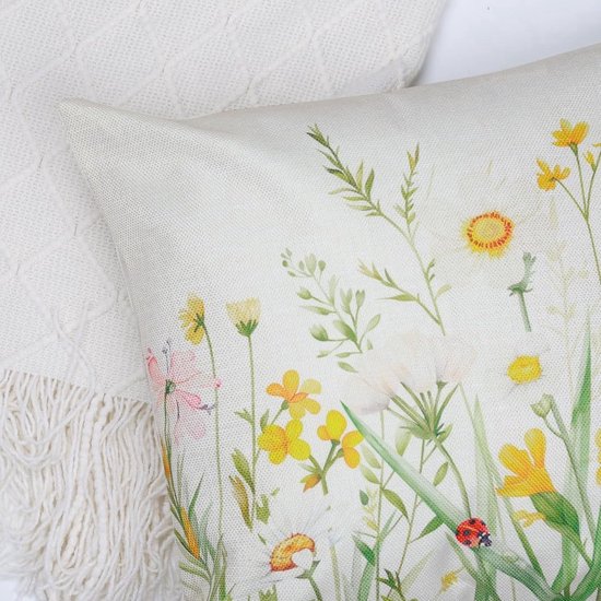 Foto: Set van 4 kussenslopen lente hallo 45 x 45 cm bloemen geel wit groene bladeren decoratieve kussenhoes sierkussenslopen voor bank thuis tuin outdoor lente decoratie