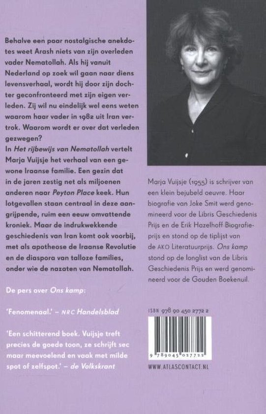 Boekcover met portret van Marja Vuijsje. Tekst over haar biografie en boek 'Het rijbewijs van Nematollah'. ISBN en website.