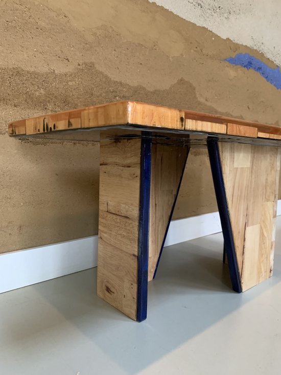 bijzettafel Douglas squares in epoxy