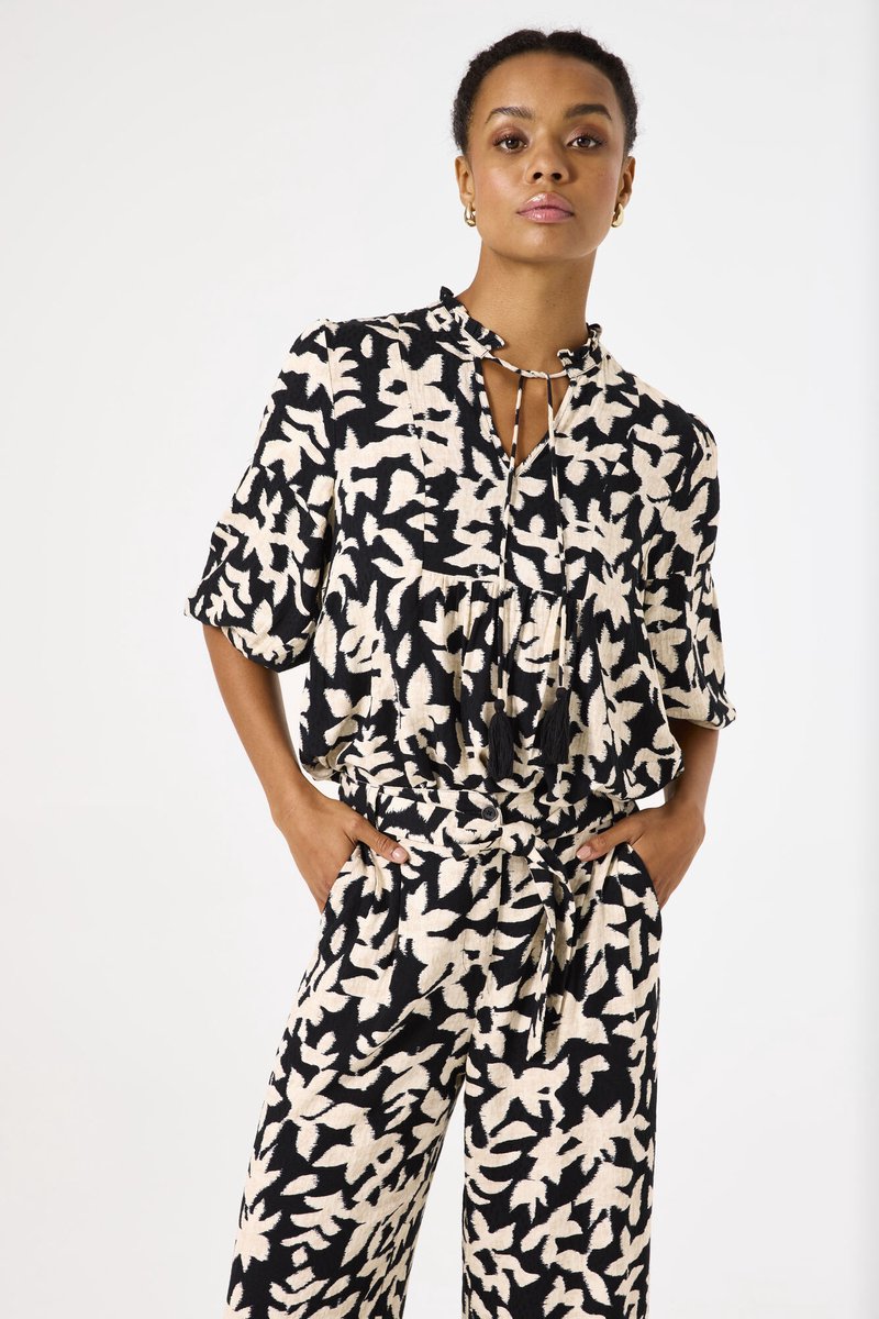 GARCIA Dames Print Blouse Zwart Korte mouw