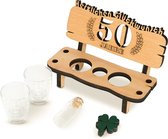 Brynnberg® Schnapsbank, houten lauwerkrans met nummer, cadeau voor 50e huwelijksverjaardag, ideaal voor koppels. Inclusief Schnapsgläser Latte + 2 glazen