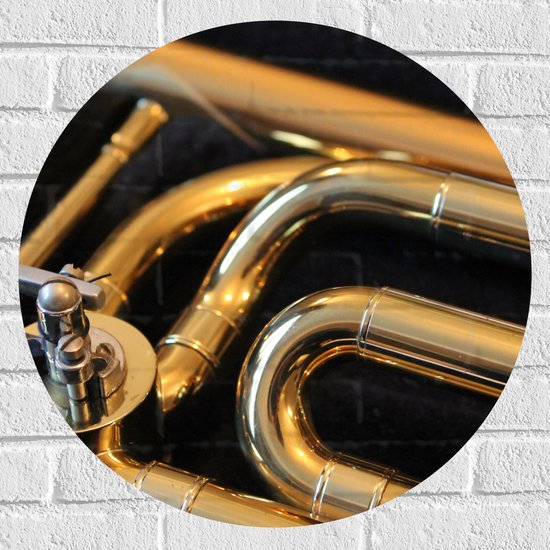 Muursticker Cirkel - Gouden Details van Blaasinstrument - 60x60 cm Foto op Muursticker