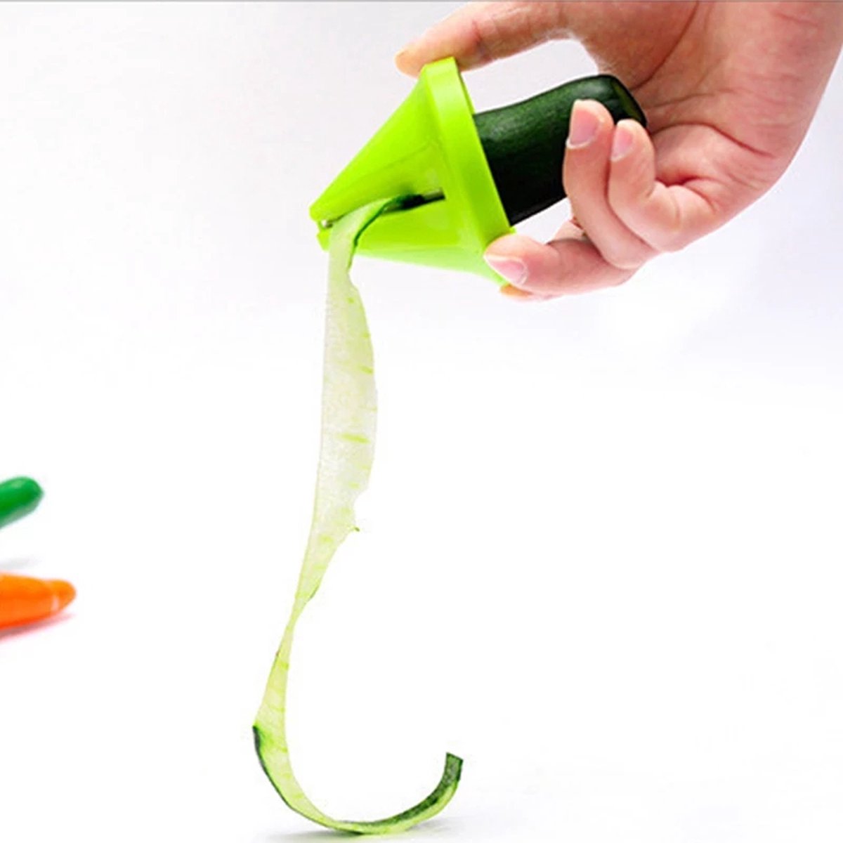 Broyeur multifonctionnel de légumes et de fruits avec râpe rotative pour  éplucher les