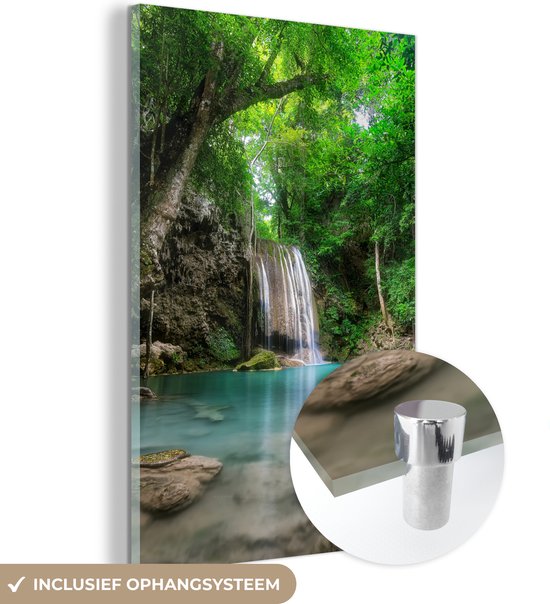 MuchoWow® Glasschilderij 40x60 cm - Schilderij acrylglas - Jungle - Waterval - Planten - Water - Natuur - Foto op glas - Schilderijen