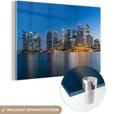 MuchoWow® Glasschilderij 120x80 cm - Schilderij acrylglas - Singapore - Skyline -Licht - Foto op glas - Schilderijen