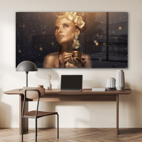 MuchoWow® Glasschilderij 160x80 cm - Schilderij acrylglas - Vrouw met gouden lichaamsverf - Foto op glas - Schilderijen
