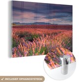MuchoWow® Glasschilderij 90x60 cm - Schilderij acrylglas - Lavendelveld bij een kalme zonsondergang - Foto op glas - Schilderijen
