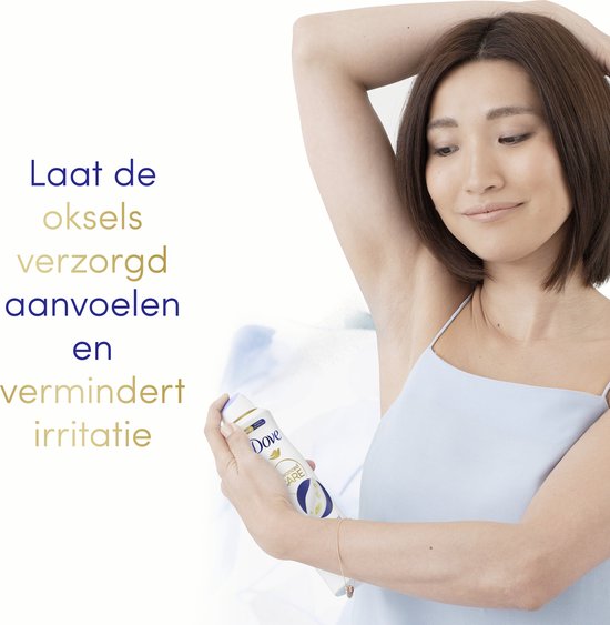 Vrouw brengt Dove Original Advanced Care deodorant aan onder haar oksel, met tekst "Laat de oksels verzorgd aanvoelen en vermindert irritatie".