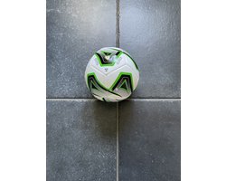 SoccerConcepts Mini Bal - Voetbal - Maat 2 - Groen en wit - Omvang 15cm