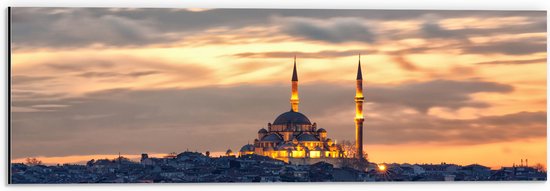 WallClassics - Dibond - Süleymaniye-Moskee op Begin van de Avond in Istanbul, Turkije - 60x20 cm Foto op Aluminium (Met Ophangsysteem)