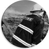 Dibond Wandcirkel - Brandweer Mannen in Actie  - 40x40cm Foto op Aluminium Wandcirkel (met ophangsysteem)
