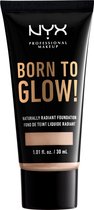 NYX Professional Makeup Born To Glow! Naturally Radiant Foundation - Porcelain BTGRF03 - Foundation - 30 ml