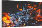 Schilderij - Brandende brandhout — 100x70 cm