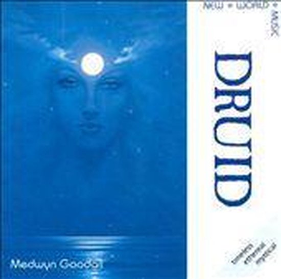 Cd-hoes met de titel 'Druid', met een blauw en wit ontwerp van een vrouwengezicht met een witte cirkel op haar voorhoofd. Titel en artiest Medwyn Goodall staan erop.