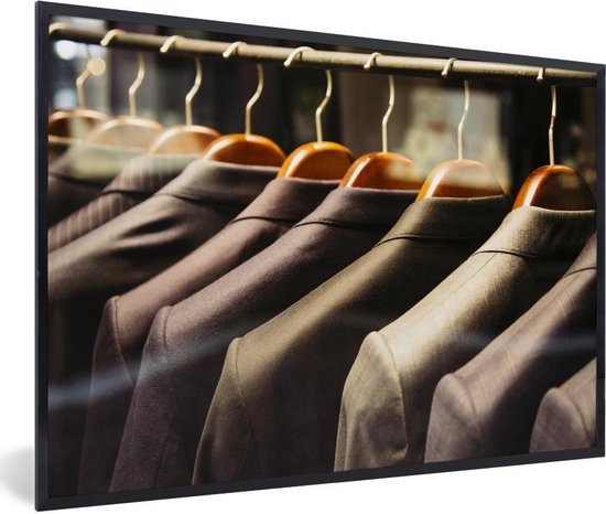 Poster met lijst Kledingwinkel Pakken in een kledingwinkel