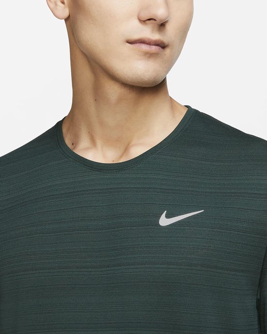 Nike Dri Fit Miler shirt heren donker groen bol